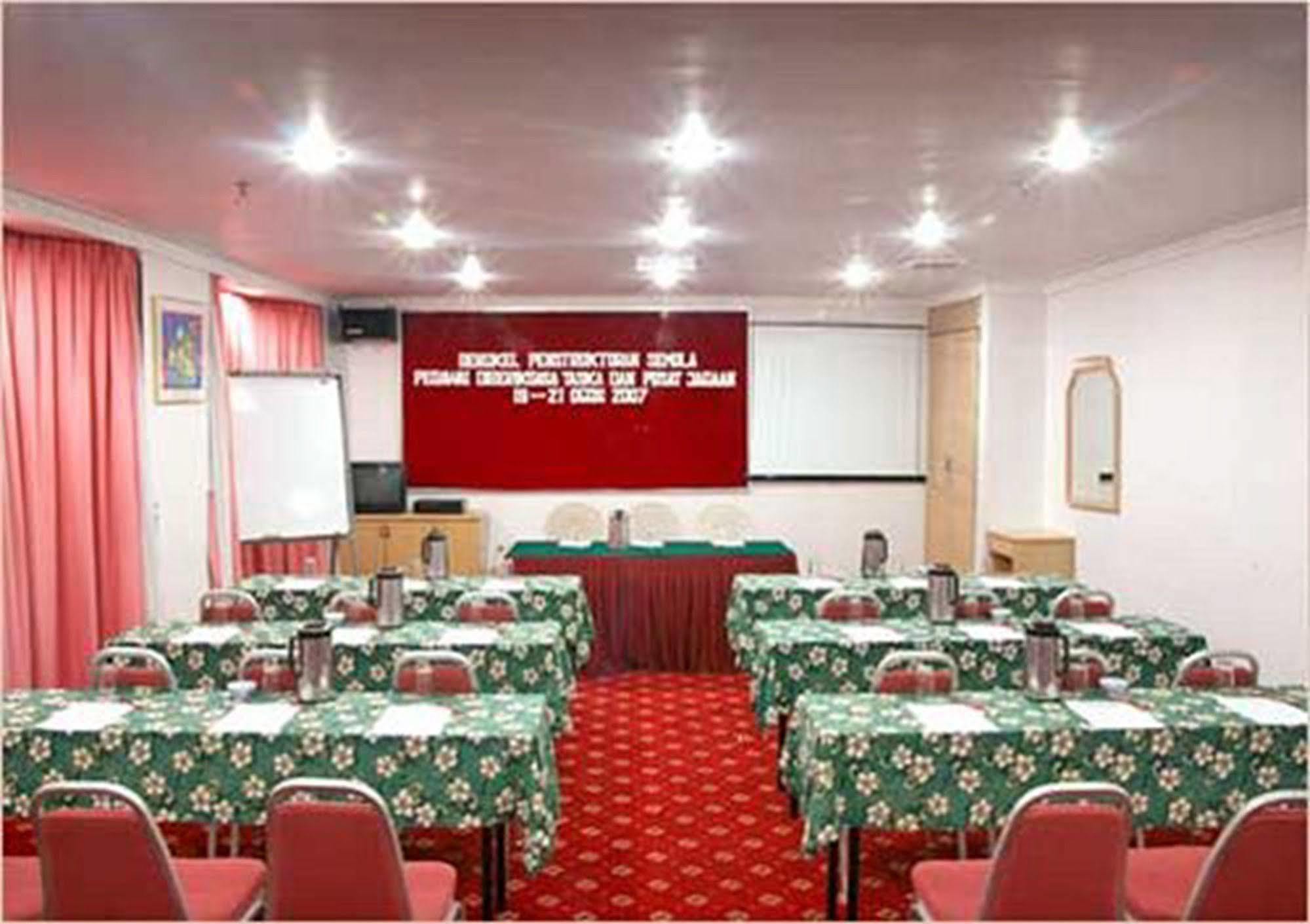 Hotel Rosa Passadena Cameron Highlands Buitenkant foto