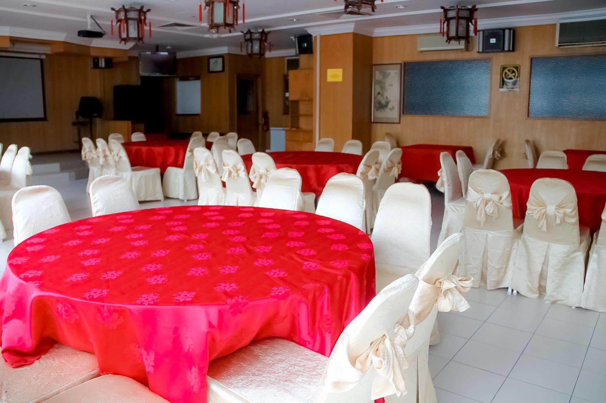 Hotel Rosa Passadena Cameron Highlands Buitenkant foto